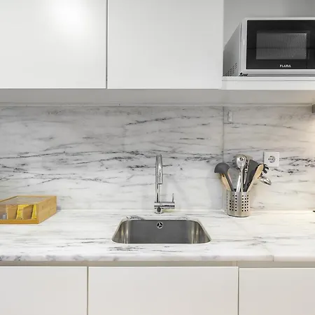 Whome 1-bed W/ View Perfect To Explore Apartment